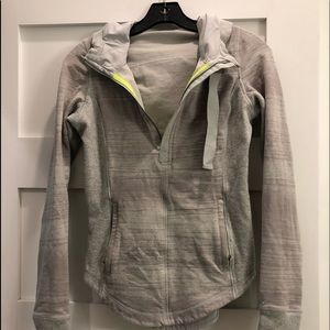 Lululemon sweatshirt